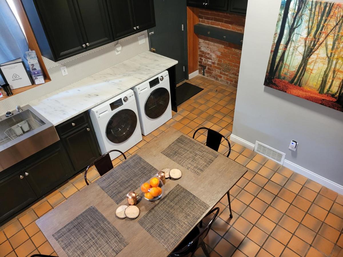 Spacious Industrial Split Level With A Balcony Cincinnati Esterno foto